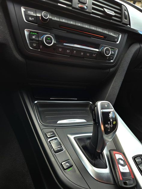 BMW SERIE 3 F30 328IA 245 M BVA8 SPORT*CUIR*CAMERA*XENON*