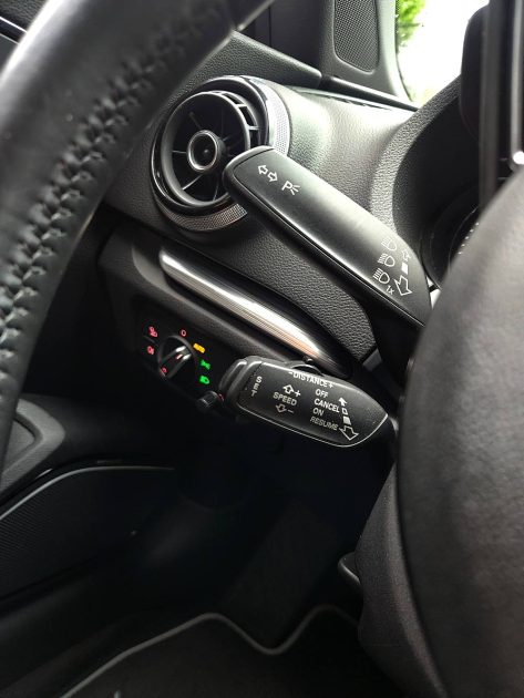 AUDI A3 III Cabriolet 1.8 TFSI 180  Sport S-Tronic*LED*B&O*19P*