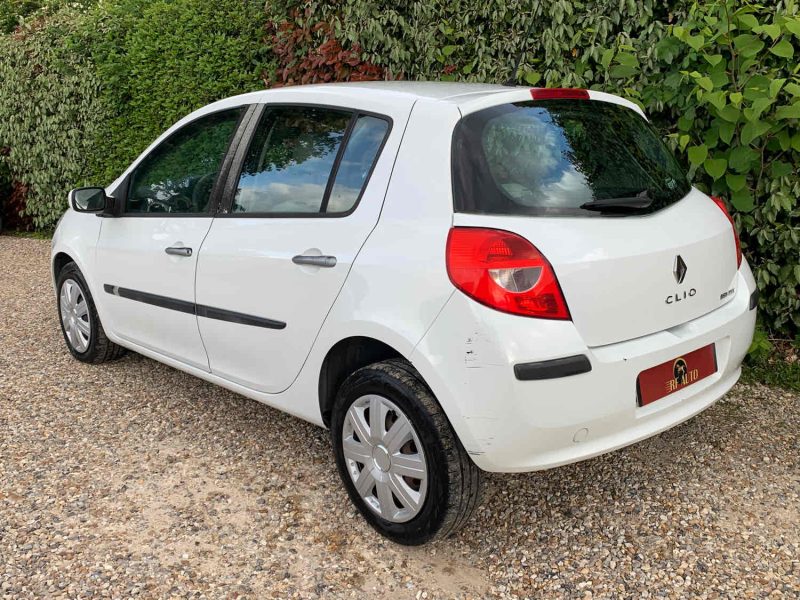 RENAULT CLIO 2007 1.5 DCI 