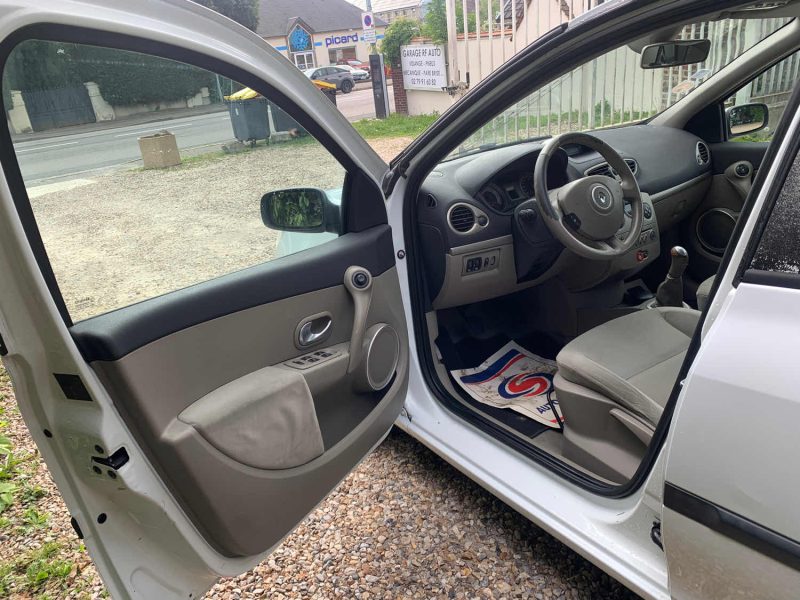 RENAULT CLIO 2007 1.5 DCI 