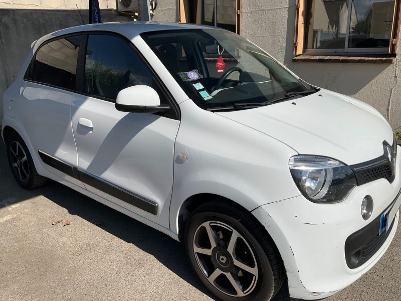 RENAULT TWINGO 0,9 INTENS 90CH AUTOMATIQUE