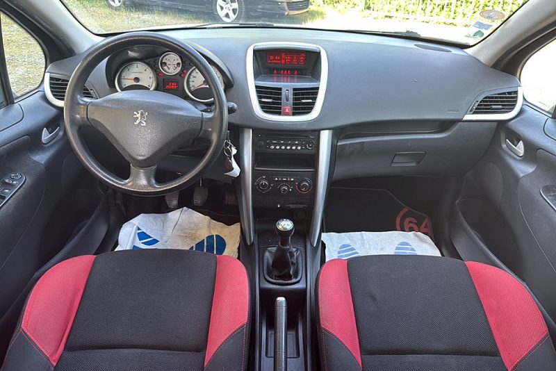 PEUGEOT 207 1.6 HDI 90 Serie 64 BVM5