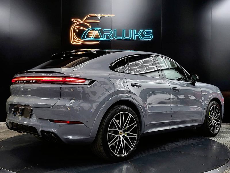 PORSCHE CAYENNE COUPE E-HYBRID 470 cv AWD TIPTONIC S 