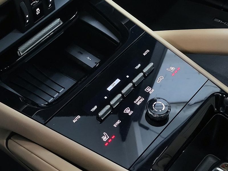 PORSCHE CAYENNE COUPE E-HYBRID 470 cv AWD TIPTONIC S 