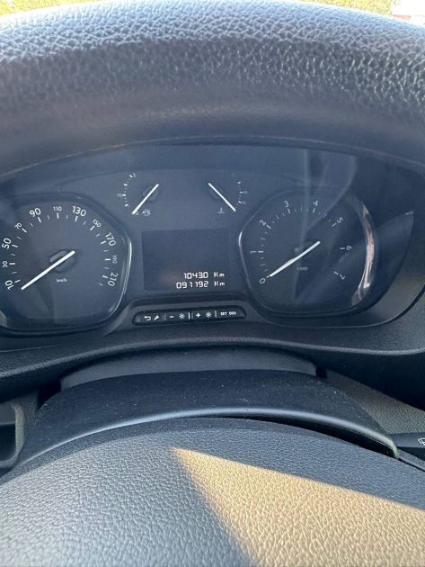 PEUGEOT EXPERT 2.0l HDi 120cv AUTO CLim Caméra