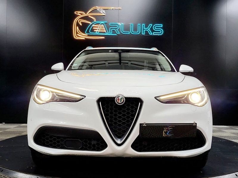 ALFA ROMEO STELVIO 2.0 Turbo Q4 Super 200cv AT8