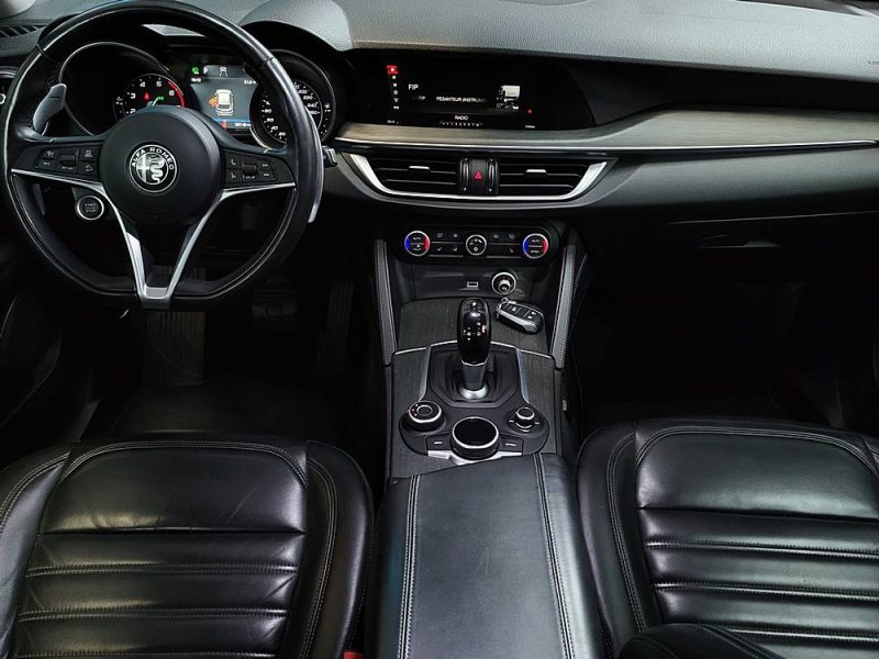 ALFA ROMEO STELVIO 2.0 Turbo Q4 Super 200cv AT8