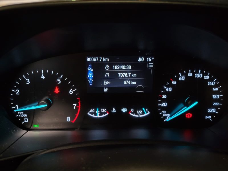 FORD FOCUS 1.0 EcoBoost 125cv TITANIUM / SUIVI FORD / CARPLAY / AIDE AU PARKING AV+AR / KEY LESS /  