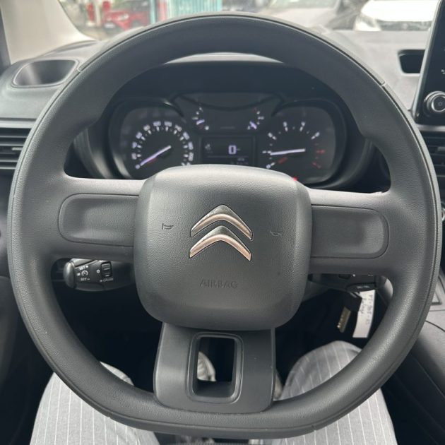 CITROEN BERLINGO M L1 650KG BLUEHDI 100 CV CLUB Garantie 12 Mois TVA Récup PRIX Affiché TTC