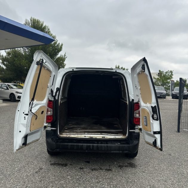 CITROEN BERLINGO M L1 650KG BLUEHDI 100 CV CLUB Garantie 12 Mois TVA Récup PRIX Affiché TTC