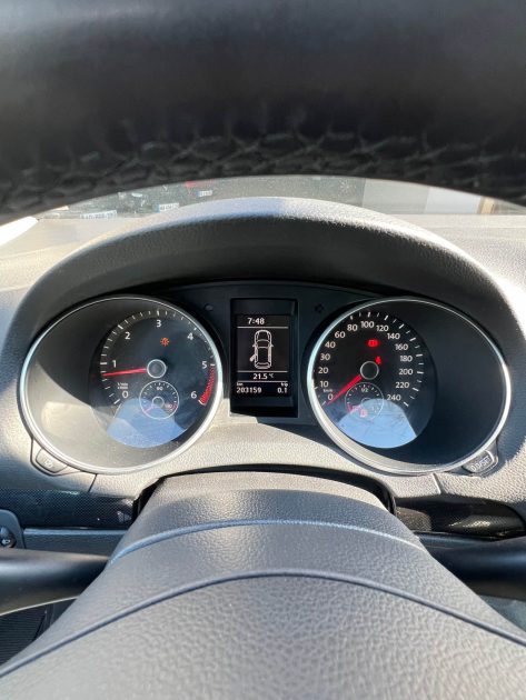 VOLKSWAGEN GOLF 2011