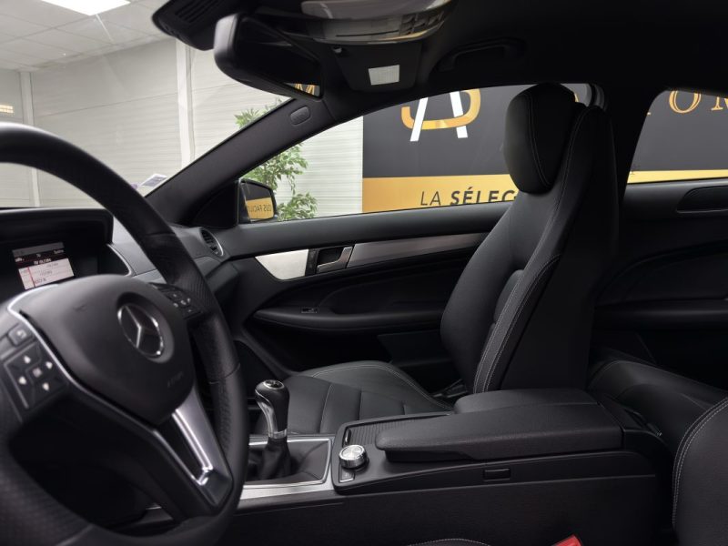 MERCEDES Classe C 200 Phase 2 Coupé 184 CGI BlueEFFICIENCY