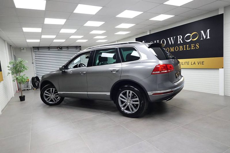 VOLKSWAGEN Touareg 2014