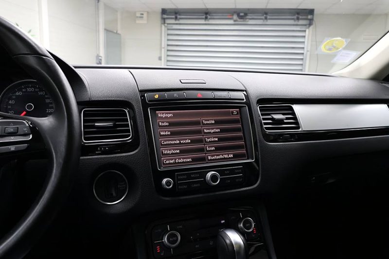 VOLKSWAGEN Touareg 2014