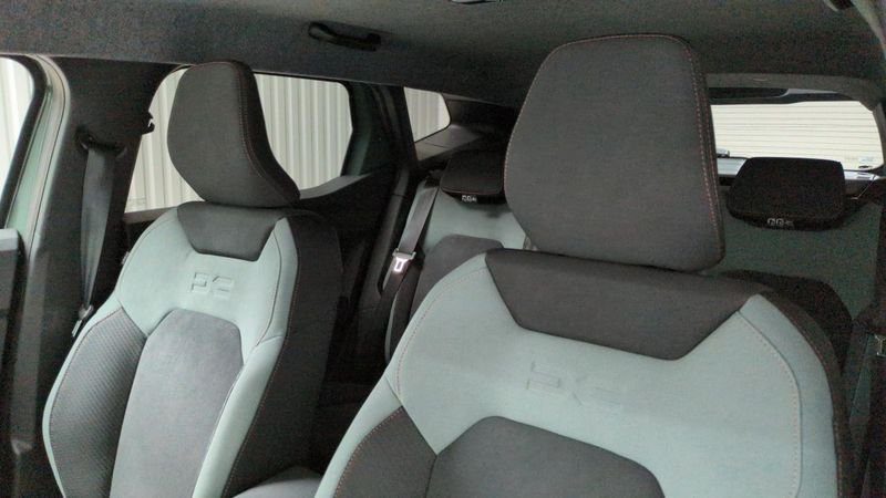 Dacia Duster nouveau Hybrid 140 4x2 extreme + pack techno +  city