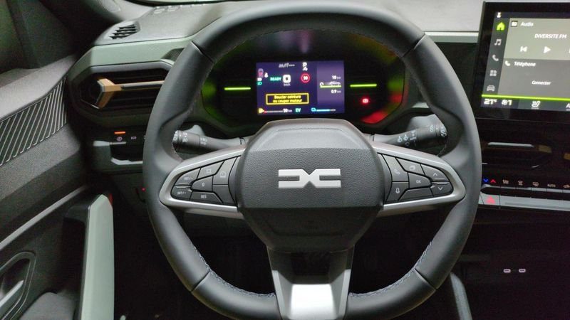 Dacia Duster nouveau Hybrid 140 4x2 extreme + pack techno +  city