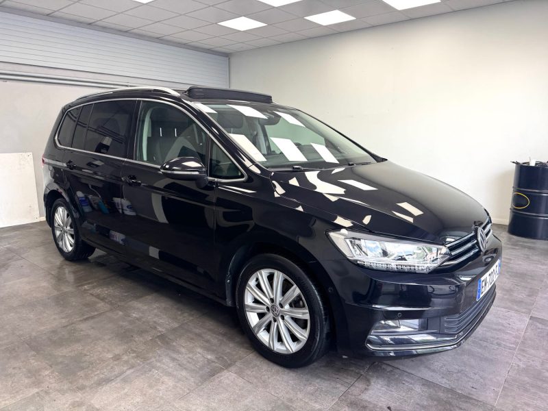 VOLKSWAGEN TOURAN 2017