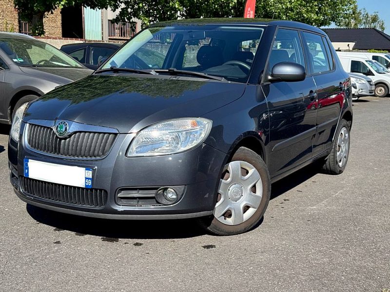 SKODA Fabia II 1.2 60ch  4CH FISCAUX  2008