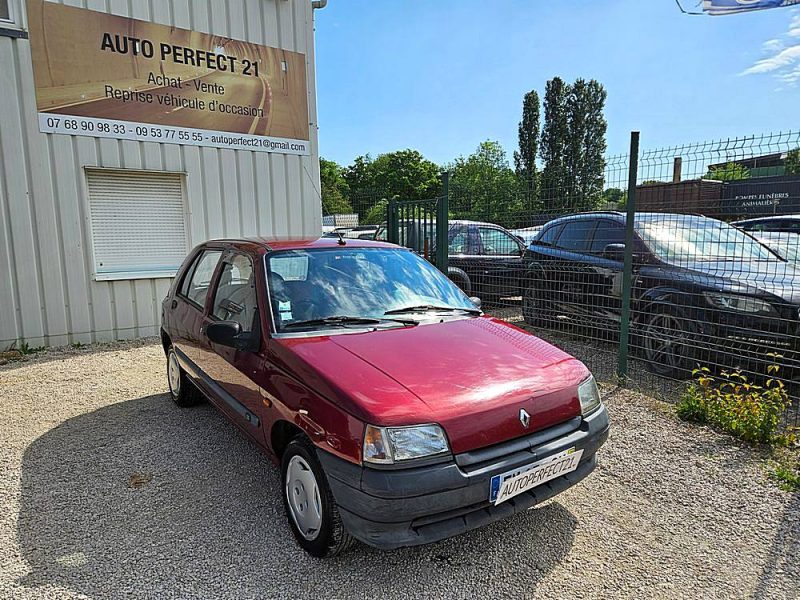 RENAULT CLIO 1996
