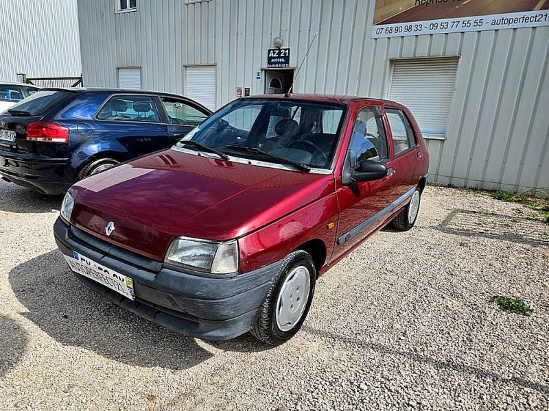 RENAULT CLIO 1996