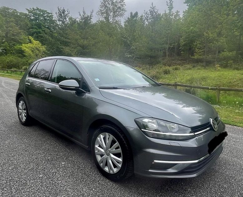 VOLKSWAGEN GOLF 2018 1.0 TSI BLUEMOTION