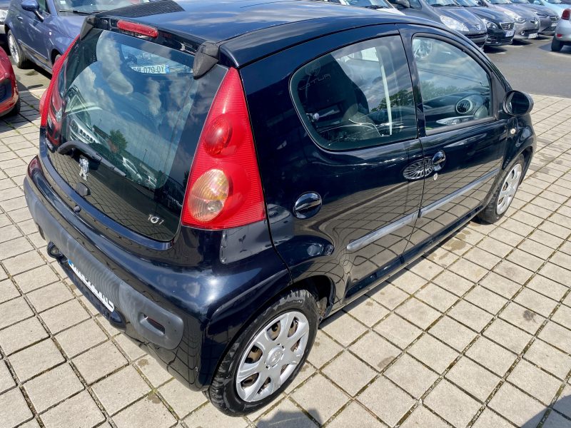 PEUGEOT 107 2009 1.0i - 12V 68CH BLUE LION TRENDY