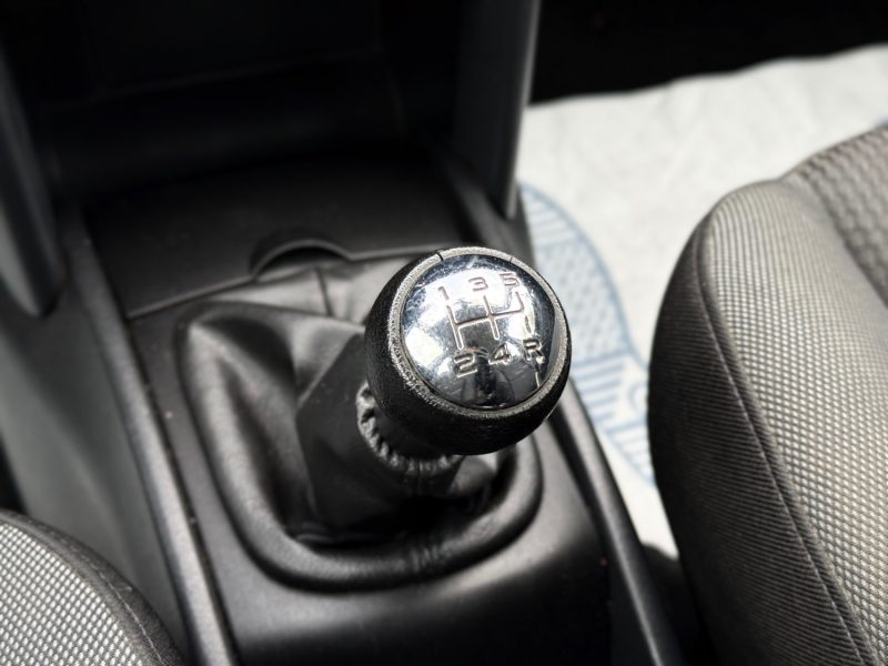 PEUGEOT 207+ 1.4 HDi 70 ch FAP Blue Lion - Clim / Régulateur / Limiteur / Révisée & Garantie 6 Mois.