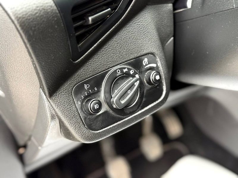 FORD C-MAX 1.5 TDCI 120 S&S TITANIUM