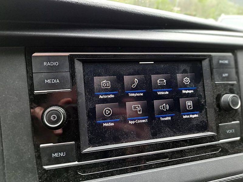 VOLKSWAGEN TRANSPORTER 2020