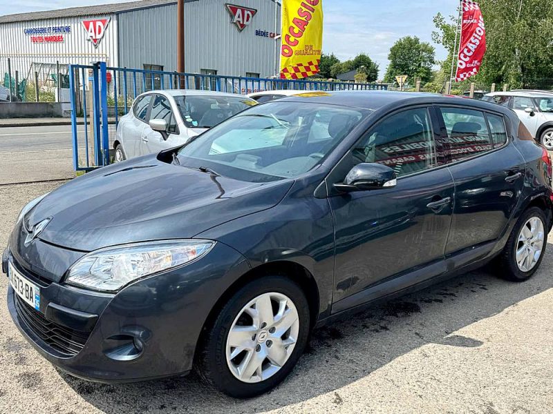 RENAULT MEGANE 1.5 DCI 110 EDC