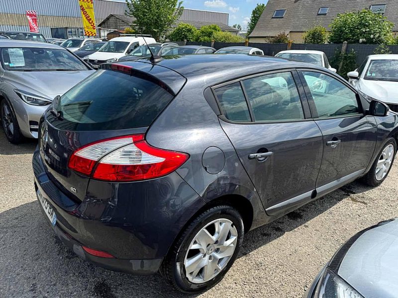 RENAULT MEGANE 1.5 DCI 110 EDC