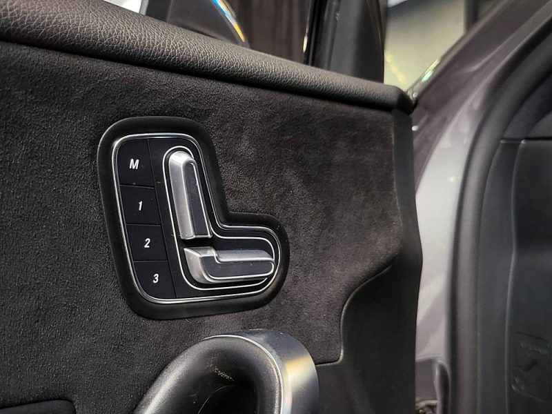 MERCEDES CLASSE A 200d 150cv AMG LINE 8G-DCT /TOIT OUVRANT /CARPLAY /FOCAL /SIEGES ELECTRIQUES A MEM