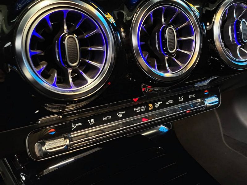 MERCEDES CLASSE A 200d 150cv AMG LINE 8G-DCT /TOIT OUVRANT /CARPLAY /FOCAL /SIEGES ELECTRIQUES A MEM