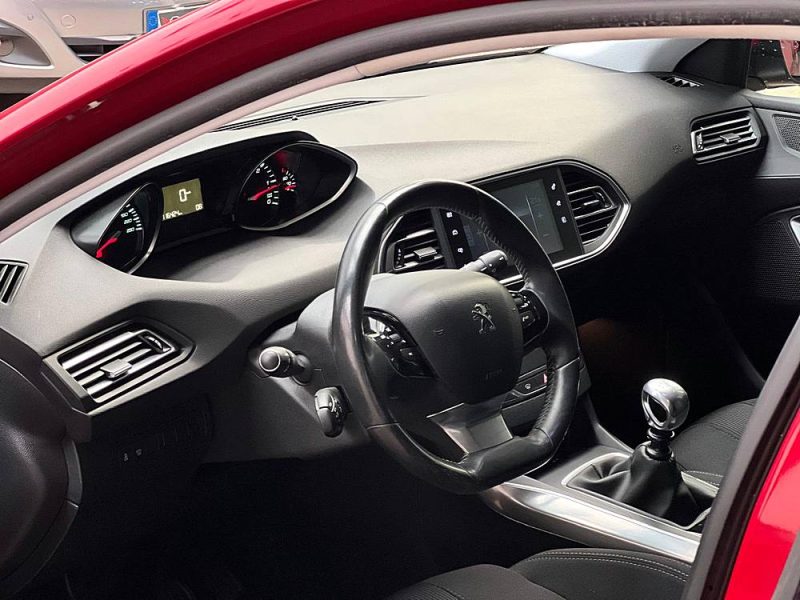 PEUGEOT 308 2.0 BLUE HDI 150CH ALLURE