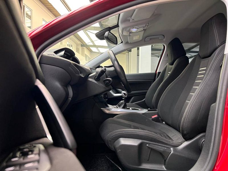 PEUGEOT 308 2.0 BLUE HDI 150CH ALLURE