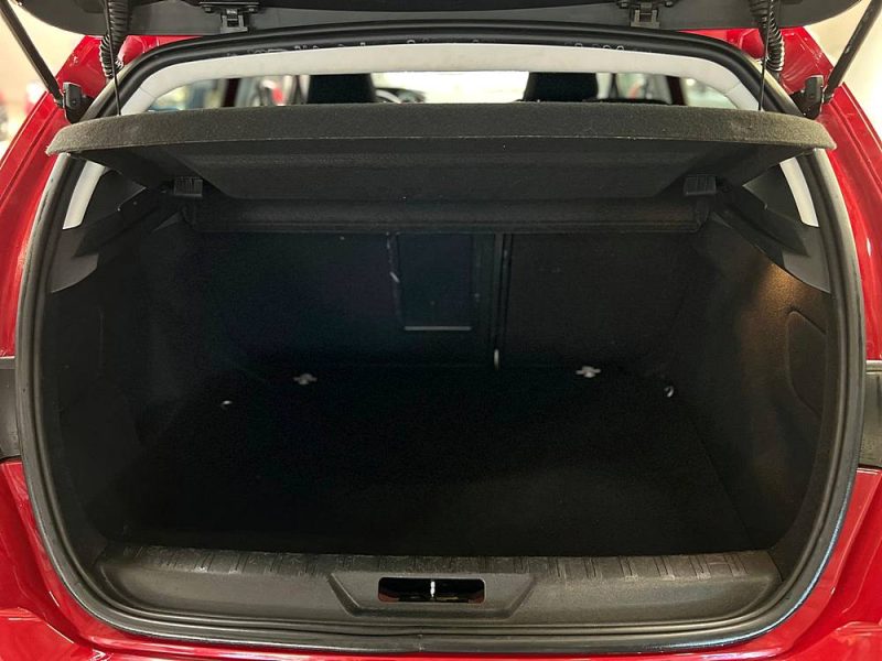 PEUGEOT 308 2.0 BLUE HDI 150CH ALLURE