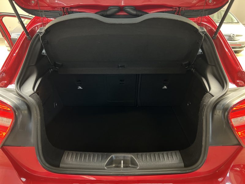 MERCEDES -BENZ CLASSE A 180 BLUEEFFICIENCY EDITION INTUITION 122CH