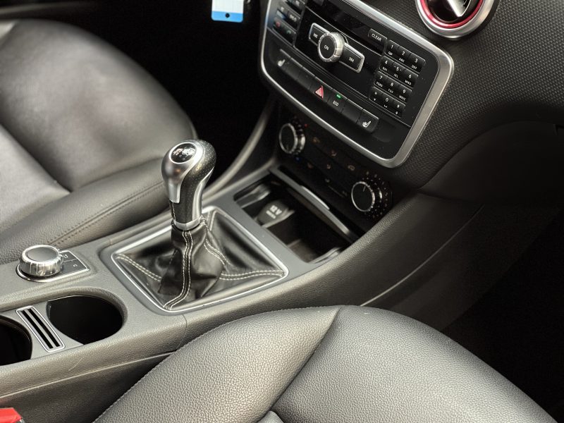 MERCEDES -BENZ CLASSE A 180 BLUEEFFICIENCY EDITION INTUITION 122CH