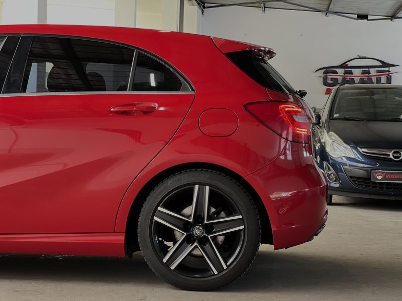 MERCEDES -BENZ CLASSE A 180 BLUEEFFICIENCY EDITION INTUITION 122CH