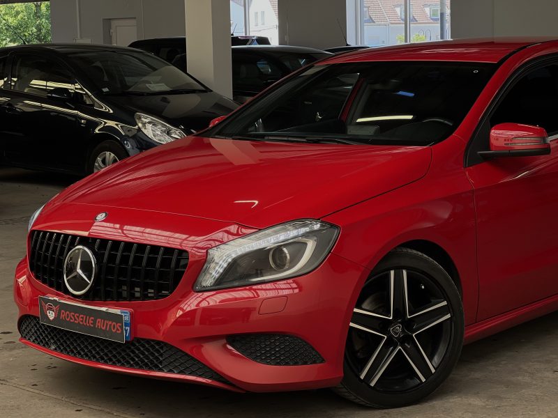 MERCEDES -BENZ CLASSE A 180 BLUEEFFICIENCY EDITION INTUITION 122CH