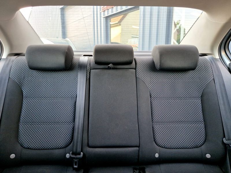 VOLKSWAGEN JETTA 2011