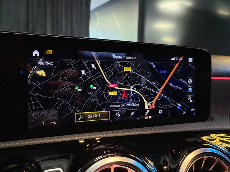 MERCEDES CLASSE A200 163cv AMG LINE /TOIT OUVRANT /SIEGES CHAUFFANTS /CARPLAY /VIRTUAL COCKPIT 