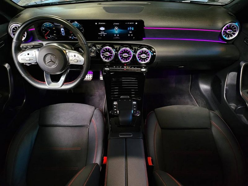 MERCEDES CLASSE A200 163cv AMG LINE /TOIT OUVRANT /SIEGES CHAUFFANTS /CARPLAY /VIRTUAL COCKPIT 