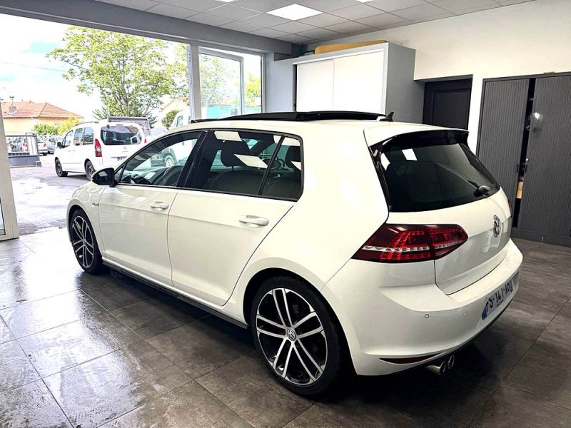 VOLKSWAGEN GOLF 7 2013