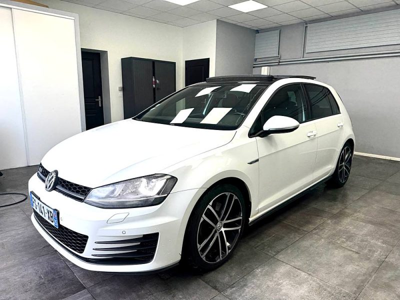 VOLKSWAGEN GOLF 7 2013