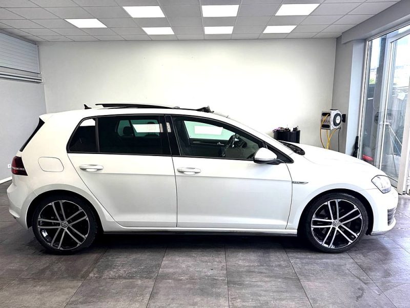 VOLKSWAGEN GOLF 7 2013