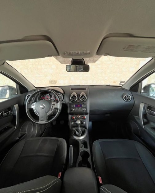 NISSAN QASHQAI 2012