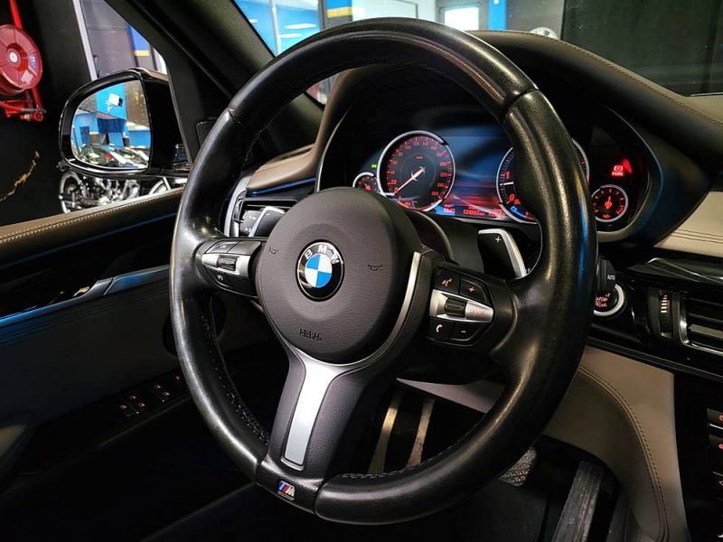 BMW X5 M50d xDrive 3.0d 381cv F15 /TOIT OUVRANT + HARMAN KARDON + SIEGES CUIR /
