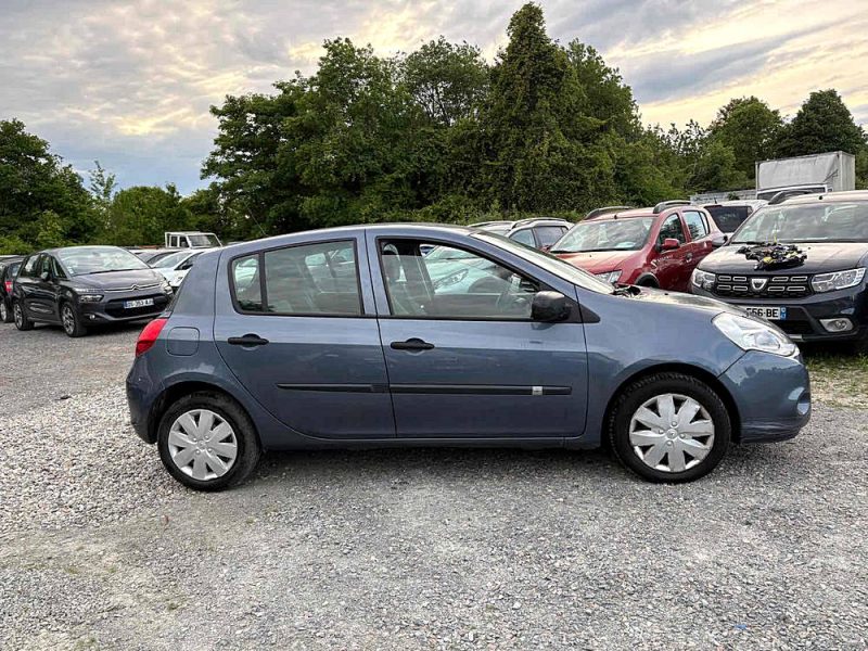  Renault CLIO III 1.2 16V 75cv ECO2 AUTHENTIQUE garantie, 12 mois