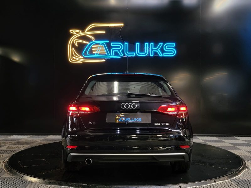 AUDI A3 30 TFSi 116cv SPORTBACK CARPLAY / RADAR DE RECUL / DRIVE SELECT